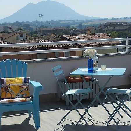 Casetta La Terrazza 奇维塔卡斯提亚 外观 照片